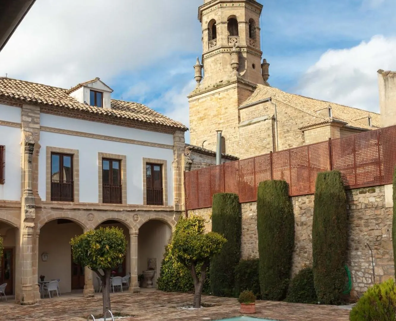 Hotel Puerta De La Luna Baeza