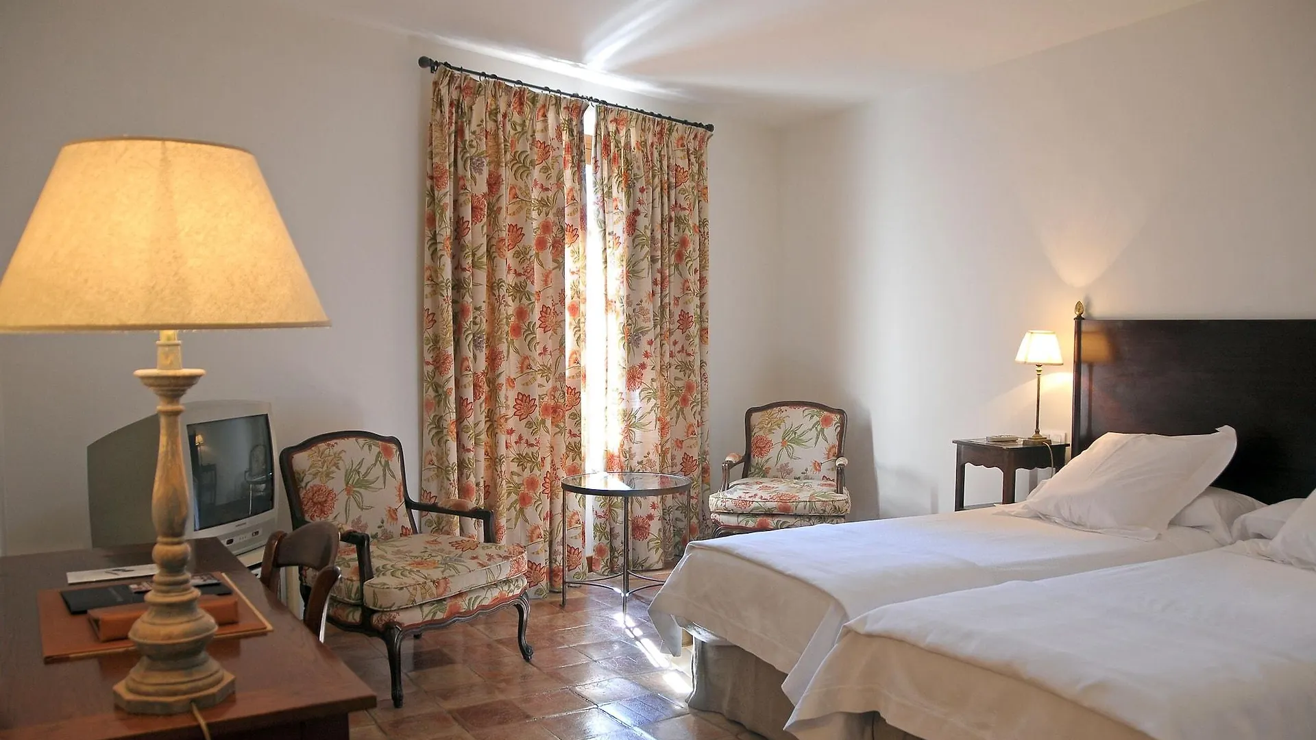 ****  Hotel Puerta De La Luna Baeza Spain