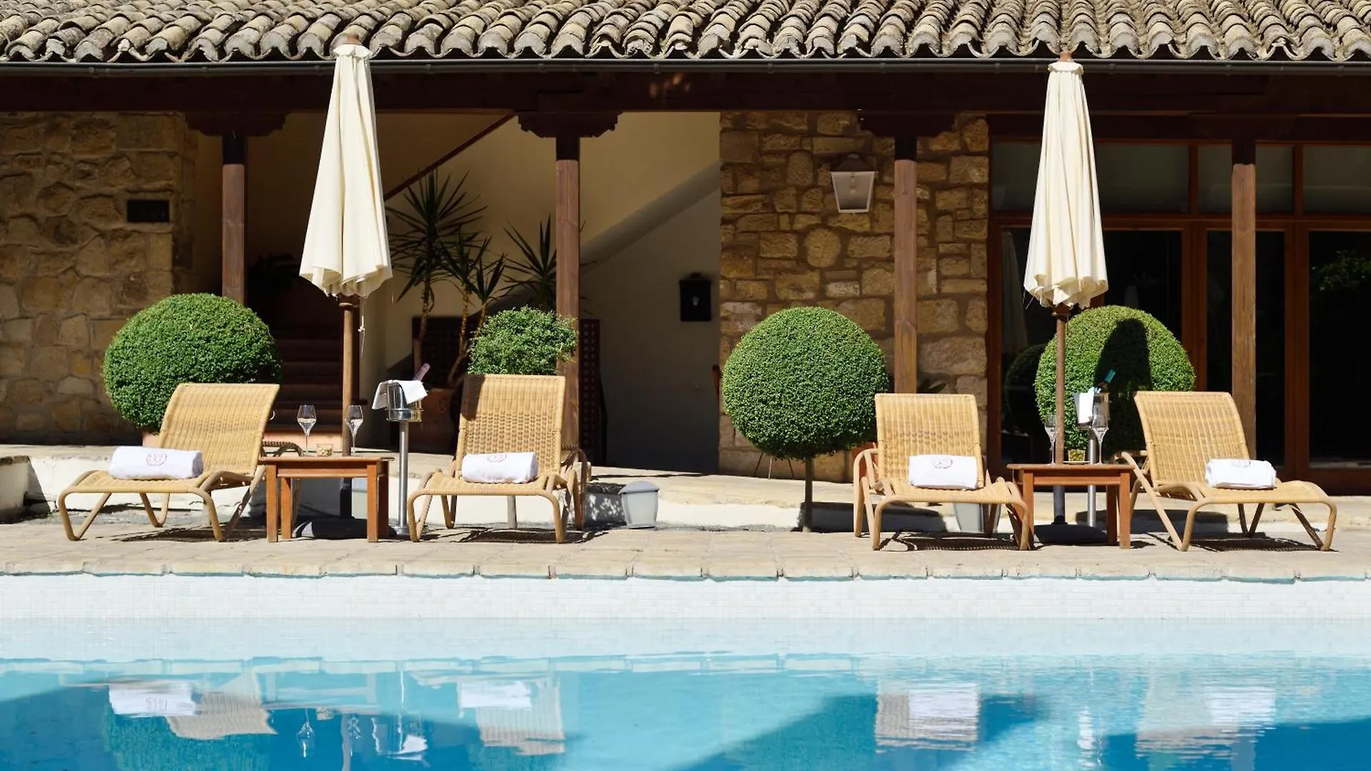 ****  Hotel Puerta De La Luna Baeza Spain