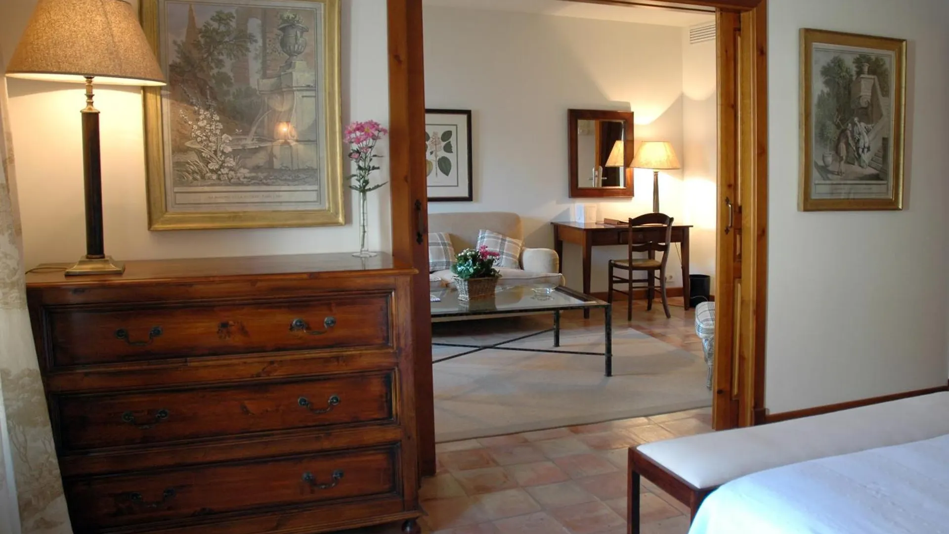 Hotel Puerta De La Luna Baeza 4*,  Spanje